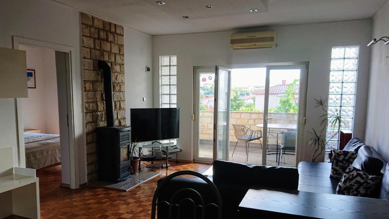 Apartment Tin Krk Town Exterior photo